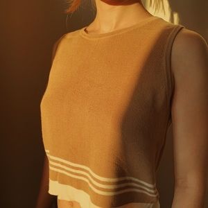 🌸 Vintage Knit Top